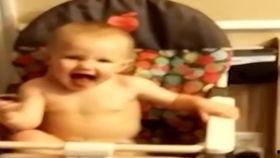 国外萌娃搞笑视频,国外萌娃视频集锦